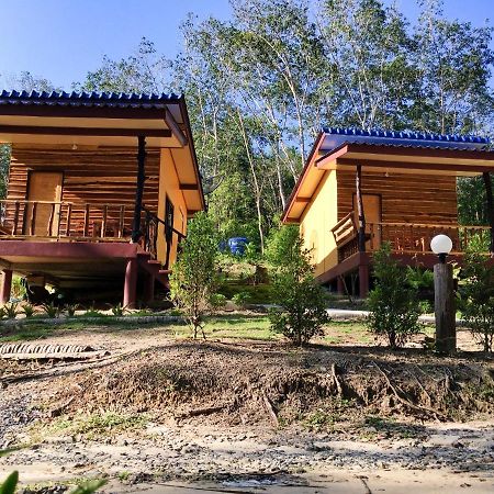 Baan Panseng Bungalow Ko Kut Exterior foto