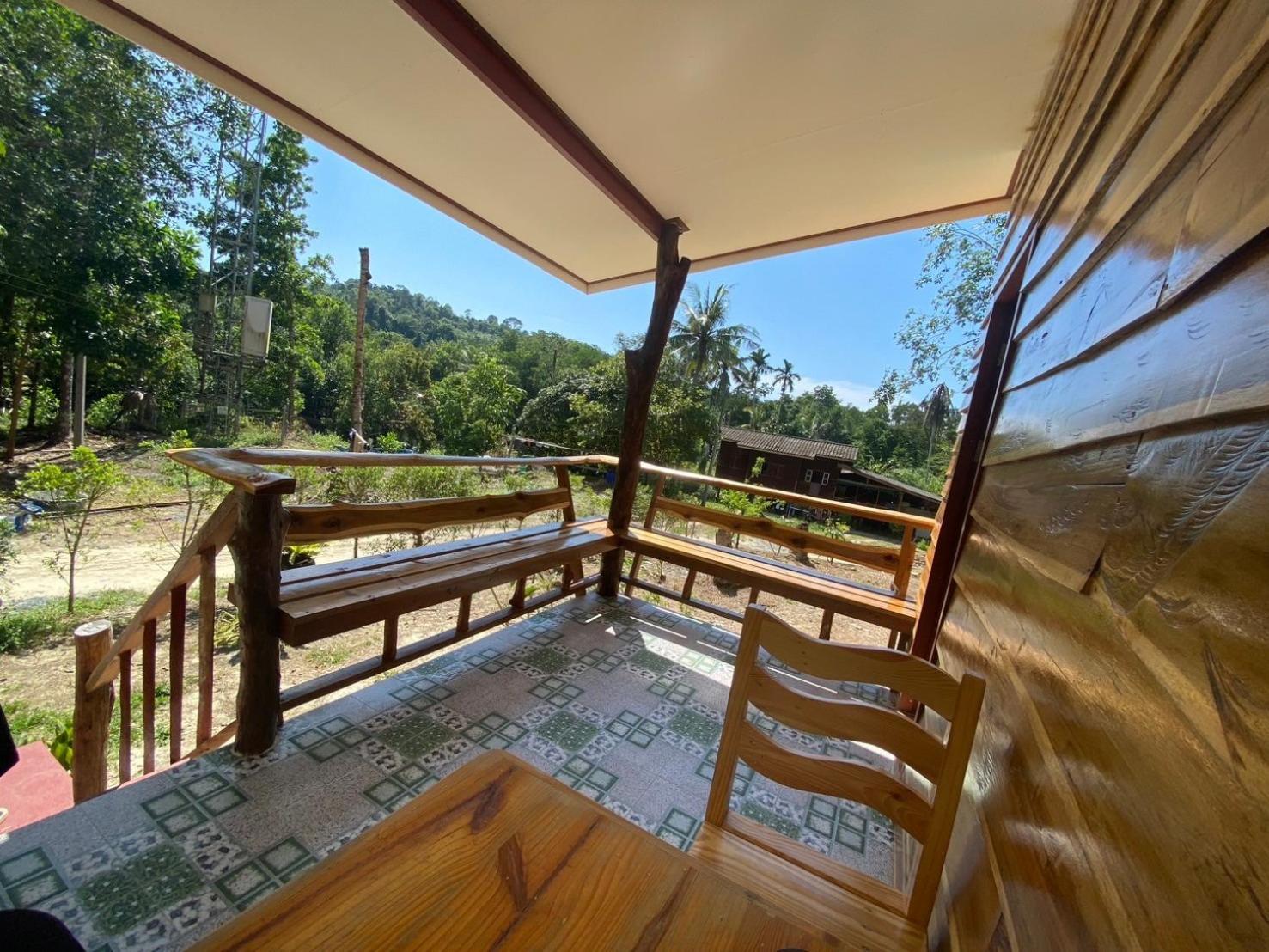 Baan Panseng Bungalow Ko Kut Exterior foto