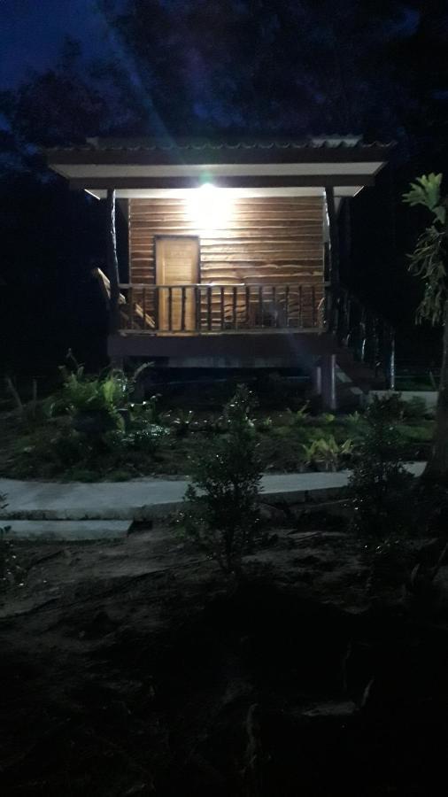Baan Panseng Bungalow Ko Kut Exterior foto