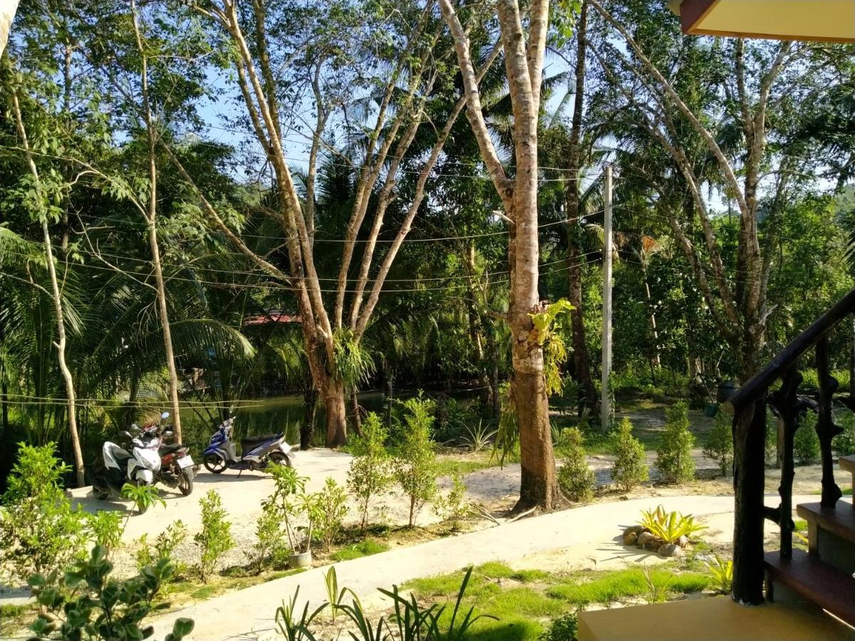 Baan Panseng Bungalow Ko Kut Exterior foto